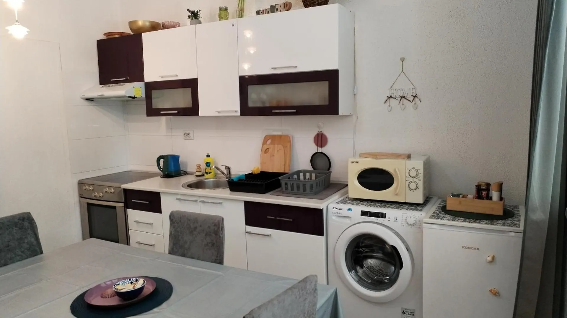 Apartment Suzana 2Br Split With Balcony